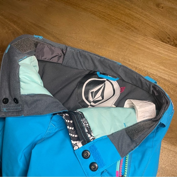 Volcom Kitty Snow Pants - Picture 13 of 15